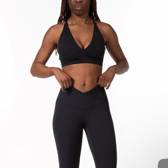 Ethos plunge sports bra - Picture 4 of 4